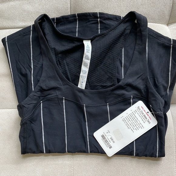 NWT Lululemon Run: First Base Tank
Cliff Hanger Stripe Black Heathered Slate - Picture 3 of 6